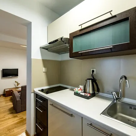 Blanca & ヴラシチ