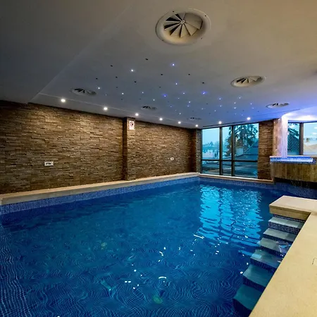 Blanca & ヴラシチ