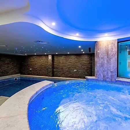 Hotel Blanca &