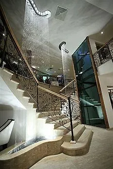 Blanca & Hotel