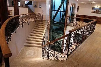 Blanca & Hotel 5*