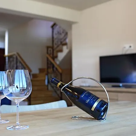 Отель Blanca & 5*